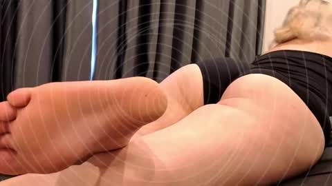 Kim online show from February 2, 11:58 pm