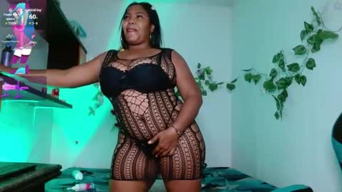 Snapshot of niawk_29_ chatting on May 26, 3:30 pm niawk_29_ online show from May 26, 3:30 pm