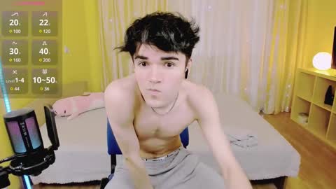 Snapshot of nic_ky chatting on March 1, 6:46 am Nick PVT is open FanslyTwitter - Nic kycb online show from March 1, 6:46 am