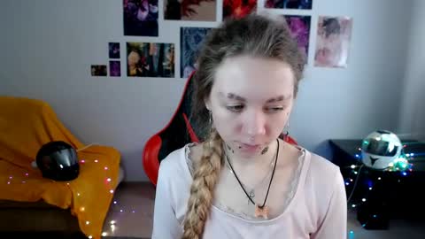 Snapshot of nica_kawaii chatting on April 5, 7:49 am nica_kawaii online show from April 5, 7:49 am
