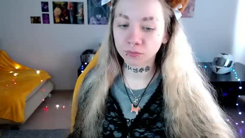Snapshot of nica_kawaii chatting on April 14, 7:03 am nica_kawaii online show from April 14, 7:03 am