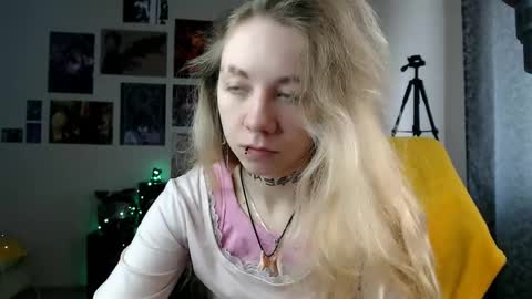Snapshot of nica_kawaii chatting on April 21, 9:59 am nica_kawaii online show from April 21, 9:59 am