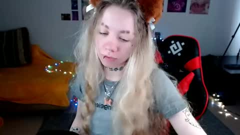 Snapshot of nica_kawaii chatting on April 28, 7:35 am nica_kawaii online show from April 28, 7:35 am