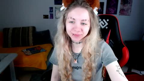 Snapshot of nica_kawaii chatting on May 1, 7:24 am nica_kawaii online show from May 1, 7:24 am