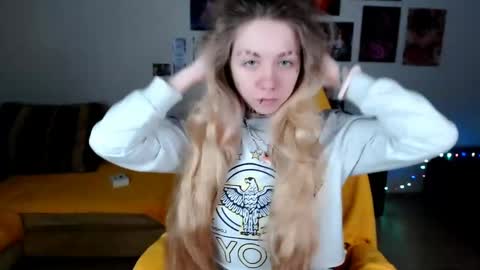 Snapshot of nica_kawaii chatting on May 4, 7:37 am nica_kawaii online show from May 4, 7:37 am