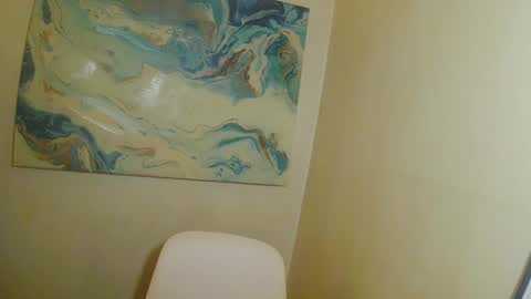 Nicci babyyy online show from March 26, 9:42 pm