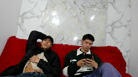 nice_boys11 online show from June 15, 1:24 pm