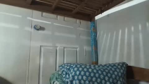 niceasianpussy online show from February 6, 7:51 pm