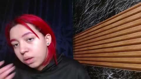 Snapshot of nicecherry_ chatting on September 9, 3:28 am Michell online show from September 9, 3:28 am