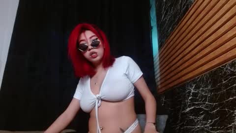 Snapshot of nicecherry_ chatting on September 12, 2:44 am Michell online show from September 12, 2:44 am