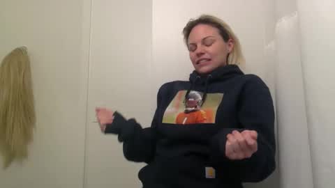 Amber online show from January 10, 4:25 am