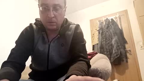 Snapshot of nicefuck0077 chatting on October 26, 11:53 pm nicefuck0077 online show from October 26, 11:53 pm