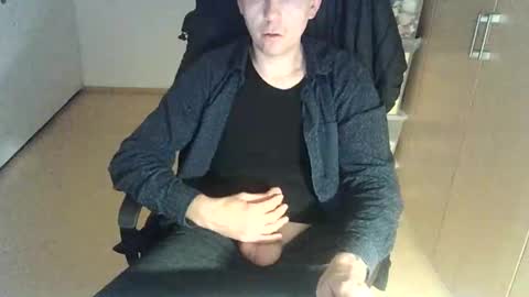 Snapshot of niceguyflo chatting on October 30, 2:02 am NiceGuyFlo online show from October 30, 2:02 am