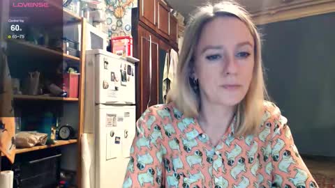 Snapshot of nicekat chatting on October 14, 5:36 pm Kathrine online show from October 14, 5:36 pm