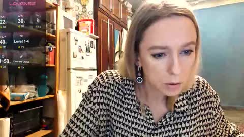 Snapshot of nicekat chatting on October 24, 5:20 pm Kathrine online show from October 24, 5:20 pm