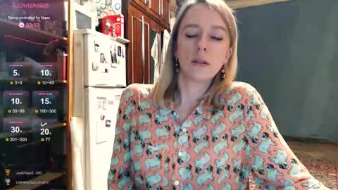 Snapshot of nicekat chatting on October 26, 4:57 pm Kathrine online show from October 26, 4:57 pm