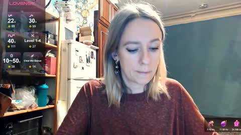 Snapshot of nicekat chatting on November 1, 5:26 pm Kathrine online show from November 1, 5:26 pm