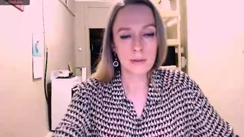 Snapshot of nicekat chatting on July 17, 6:35 pm Kathrine online show from July 17, 6:35 pm