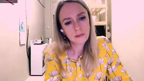 Snapshot of nicekat chatting on July 18, 9:18 pm Kathrine online show from July 18, 9:18 pm