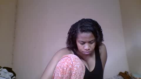 nicelly01 online show from May 31, 8:21 am