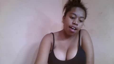 nicelly01 online show from June 19, 6:29 am