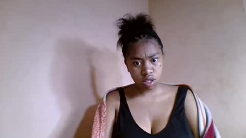 nicelly01 online show from July 27, 6:42 am