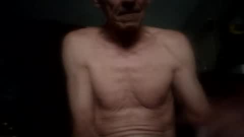 Snapshot of niceviewfromhere chatting on May 20, 2:51 am niceviewfromhere online show from May 20, 2:51 am
