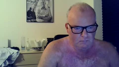 nicexxdane online show from December 2, 1:14 am