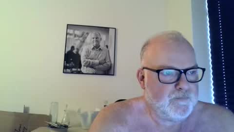 Snapshot of nicexxdane chatting on April 9, 6:19 am nicexxdane online show from April 9, 6:19 am