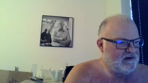 Snapshot of nicexxdane chatting on April 11, 7:02 am nicexxdane online show from April 11, 7:02 am