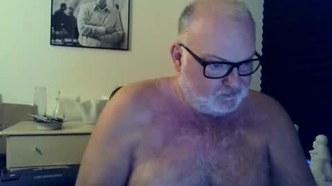 Snapshot of nicexxdane chatting on April 18, 3:43 am nicexxdane online show from April 18, 3:43 am