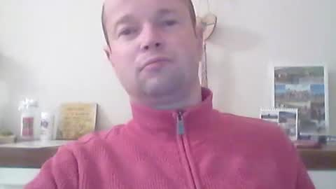 nick1990b online show from February 16, 5:42 pm