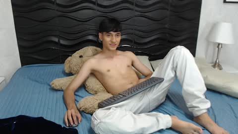 Nick online show from December 22, 1:01 am