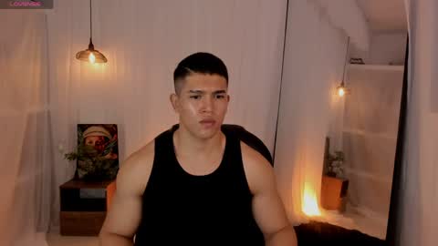 Snapshot of nick_fenix chatting on May 19, 1:33 am nick fenix online show from May 19, 1:33 am