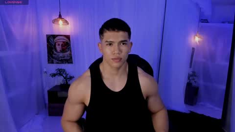 Snapshot of nick_fenix chatting on May 31, 2:53 am nick fenix online show from May 31, 2:53 am