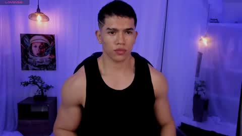 Snapshot of nick_fenix chatting on June 9, 4:02 am nick fenix online show from June 9, 4:02 am