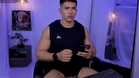 Snapshot of nick_fenix chatting on July 9, 4:27 am nick fenix online show from July 9, 4:27 am