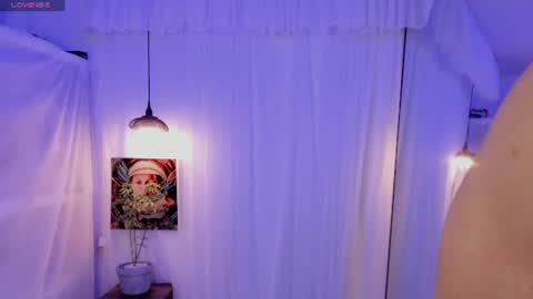 Snapshot of nick_fenix chatting on July 11, 2:47 am nick fenix online show from July 11, 2:47 am
