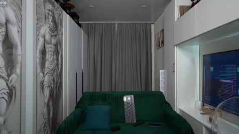 nick_howlenxx online show from May 3, 4:02 pm