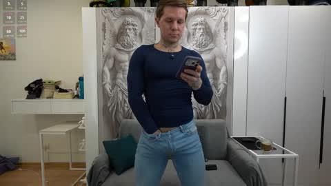 nick_howlenxx online show from May 7, 4:45 pm