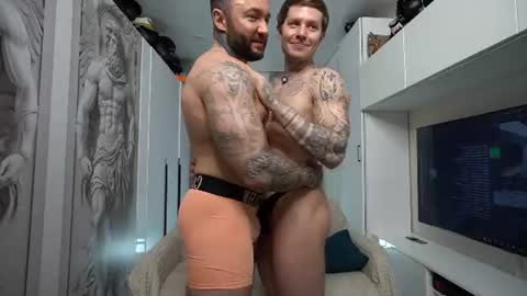 nick_howlenxx online show from June 13, 1:20 pm
