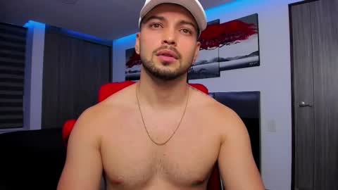 Snapshot of nick_klaus chatting on October 3, 11:24 pm Nick Klaus online show from October 3, 11:24 pm