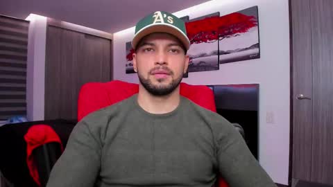 Snapshot of nick_klaus chatting on October 7, 11:02 pm Nick Klaus online show from October 7, 11:02 pm