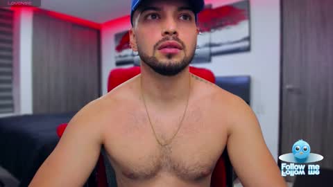 Snapshot of nick_klaus chatting on December 1, 11:54 pm Nick Klaus online show from December 1, 11:54 pm