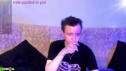 nick_kule online show from November 22, 9:03 pm