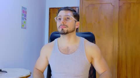 nick_moss_ online show from March 19, 1:37 pm