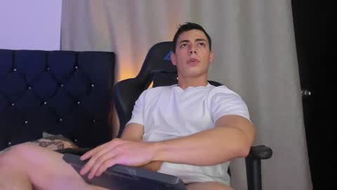 nick_zackk online show from January 15, 3:55 am