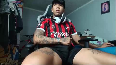 Nickhot0609 online show from November 14, 3:27 am