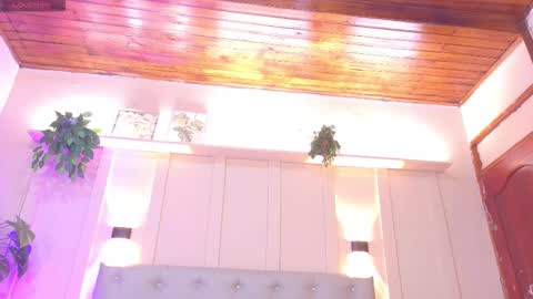 Your baby Nicol  online show from December 20, 1:18 pm