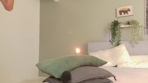 Snapshot of nickifox__ chatting on October 6, 7:33 pm NICKI FOX online show from October 6, 7:33 pm